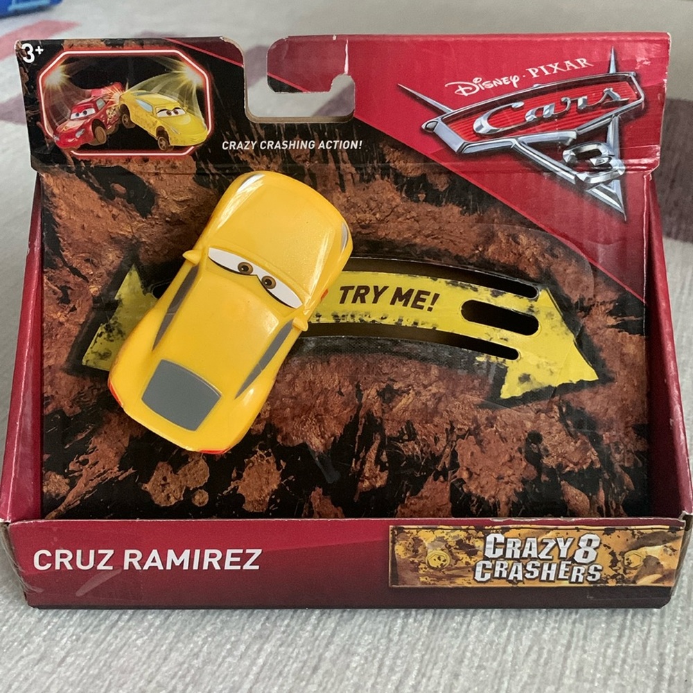 Disney Pixar Cars 3 Cruz